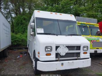  Salvage Freightliner Chassis