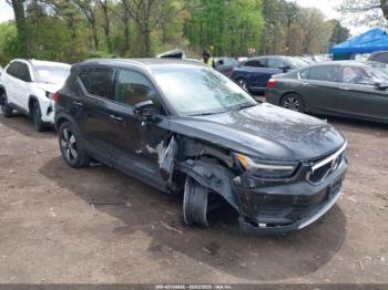  Salvage Volvo XC40
