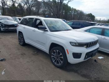 Salvage Jeep Grand Cherokee