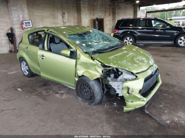  Salvage Toyota Prius c