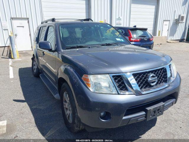  Salvage Nissan Pathfinder