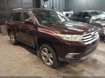  Salvage Toyota Highlander