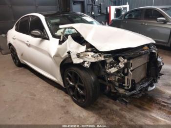  Salvage Alfa Romeo Giulia