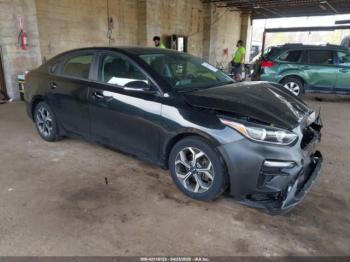  Salvage Kia Forte