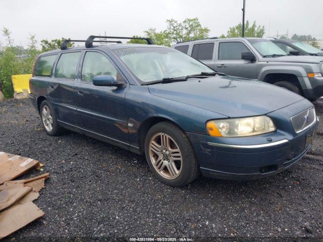  Salvage Volvo V70