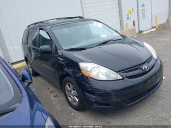  Salvage Toyota Sienna