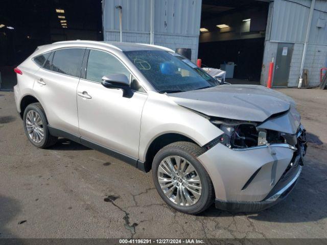  Salvage Toyota Venza