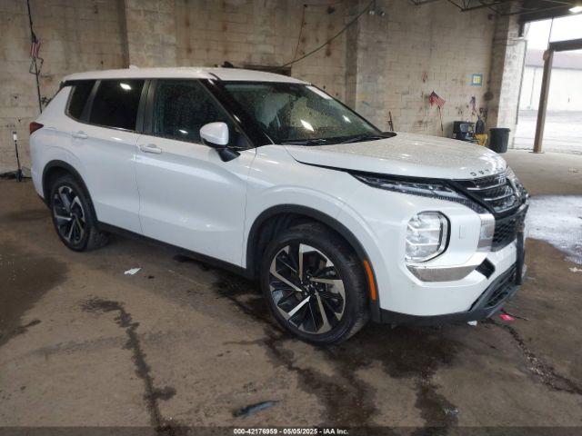  Salvage Mitsubishi Outlander