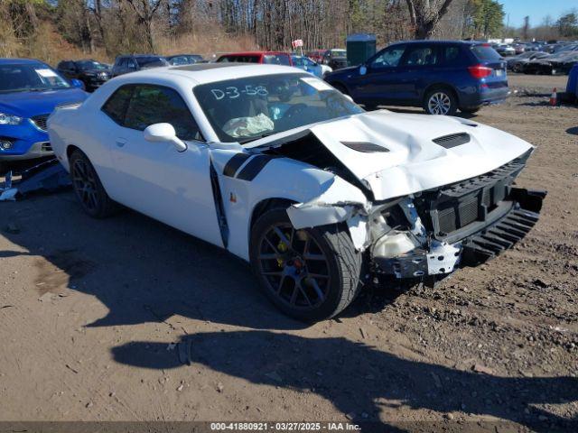  Salvage Dodge Challenger