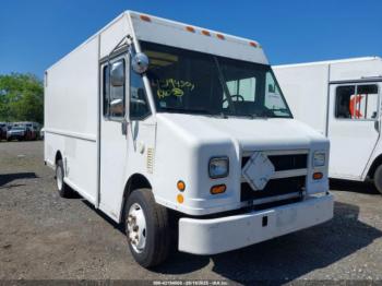  Salvage Freightliner Chassis