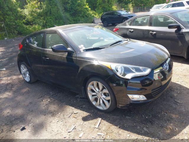  Salvage Hyundai VELOSTER