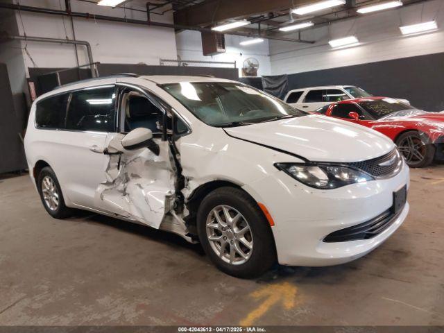  Salvage Chrysler Voyager