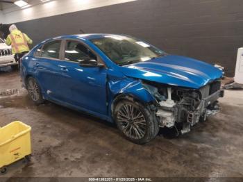  Salvage Kia Forte