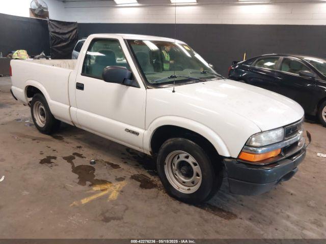  Salvage Chevrolet S-10