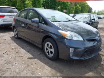  Salvage Toyota Prius