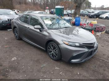  Salvage Toyota Camry