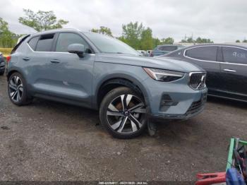  Salvage Volvo XC40