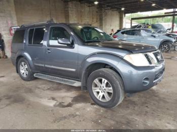  Salvage Nissan Pathfinder