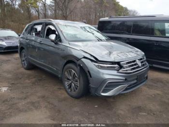  Salvage Volkswagen Tiguan