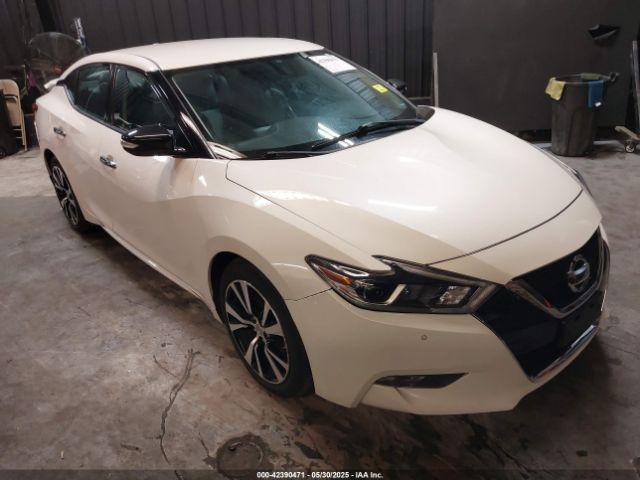  Salvage Nissan Maxima