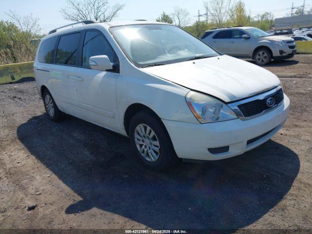  Salvage Kia Sedona