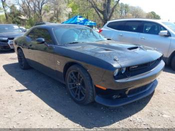  Salvage Dodge Challenger