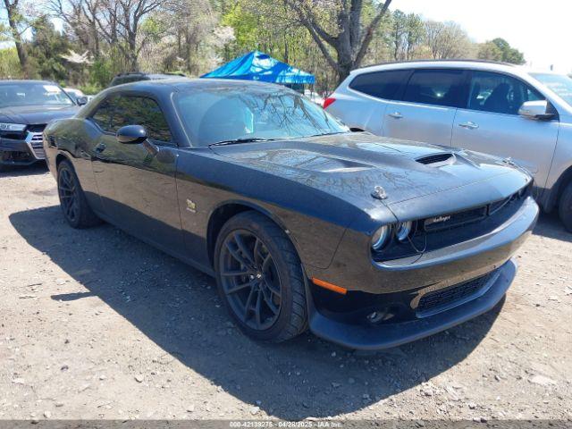  Salvage Dodge Challenger