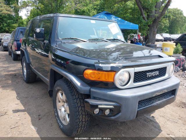  Salvage Toyota FJ Cruiser