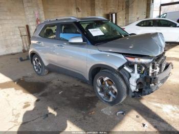  Salvage Hyundai VENUE