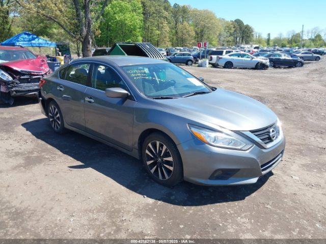  Salvage Nissan Altima