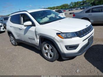  Salvage Jeep Compass