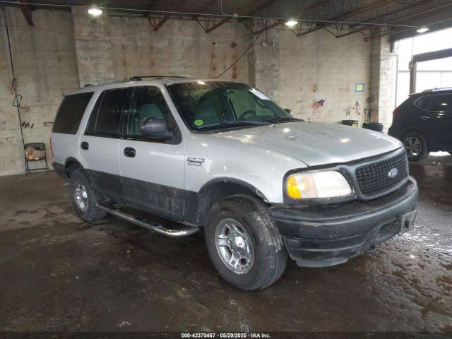  Salvage Ford Expedition