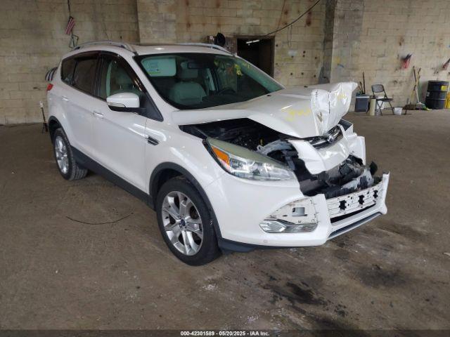  Salvage Ford Escape