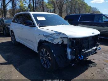  Salvage Jeep Grand Cherokee