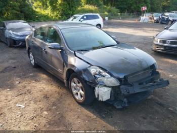  Salvage Nissan Altima