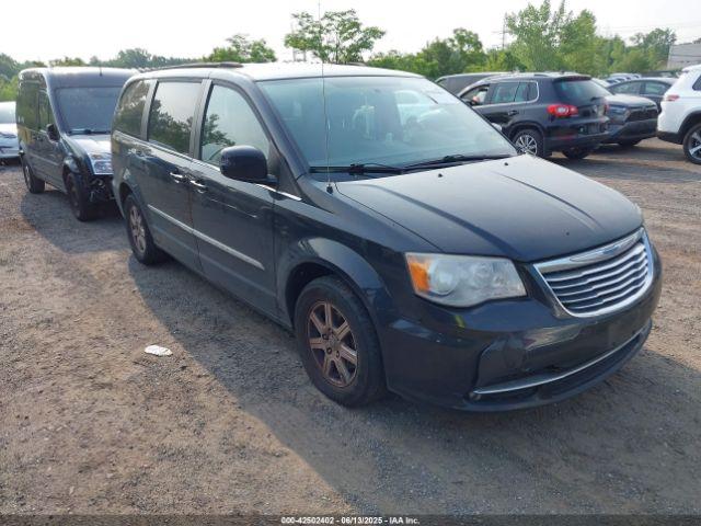  Salvage Chrysler Town & Country