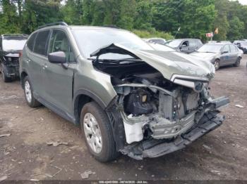  Salvage Subaru Forester