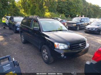  Salvage Toyota Highlander