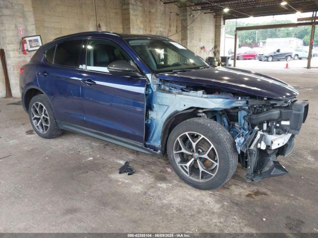  Salvage Alfa Romeo Stelvio