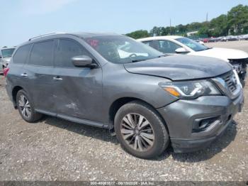  Salvage Nissan Pathfinder