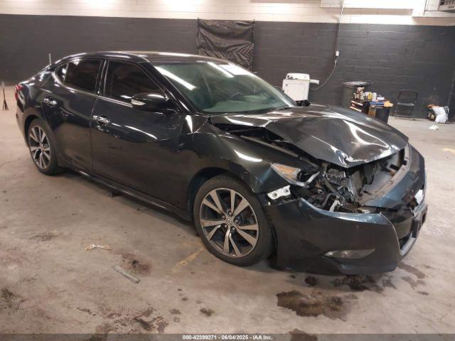  Salvage Nissan Maxima