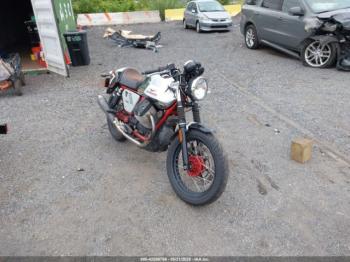  Salvage Moto Guzzi V7