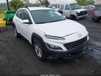  Salvage Hyundai KONA