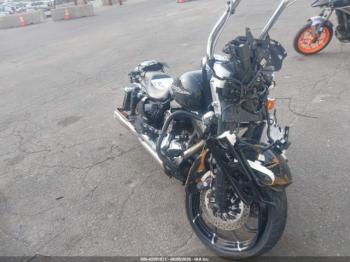  Salvage Harley-Davidson Flhxs