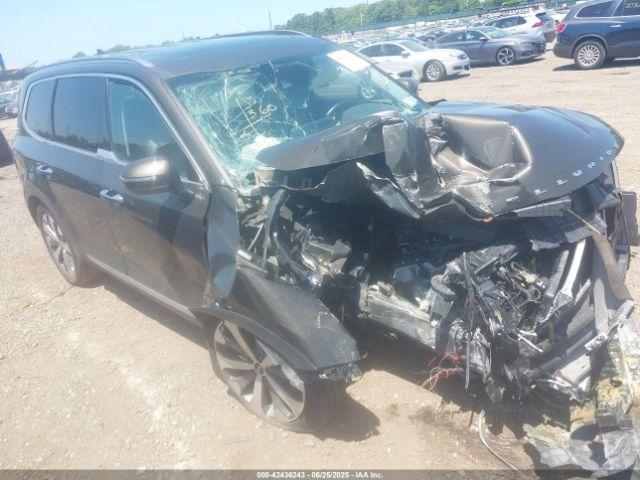  Salvage Kia Telluride