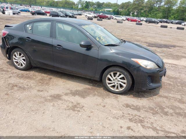  Salvage Mazda Mazda3