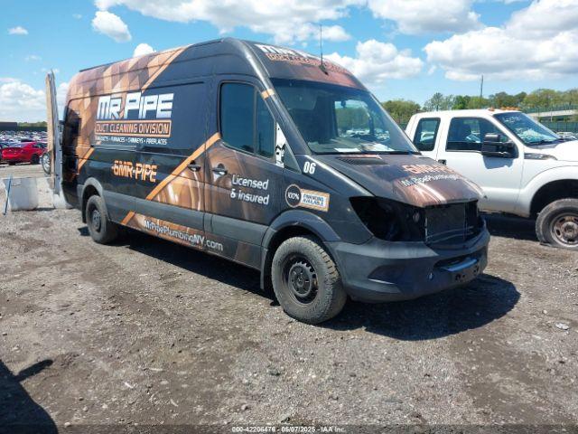  Salvage Mercedes-Benz Sprinter 2500