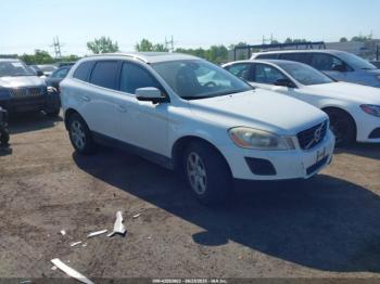  Salvage Volvo XC60