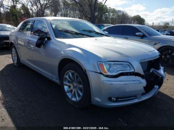  Salvage Chrysler 300