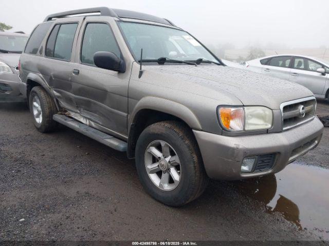  Salvage Nissan Pathfinder